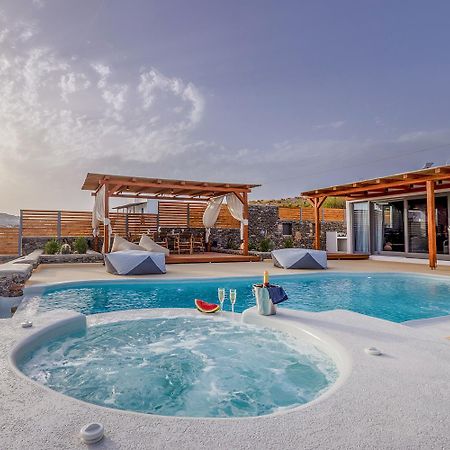 Osmio Luxury Residence Adamantas  ภายนอก รูปภาพ
