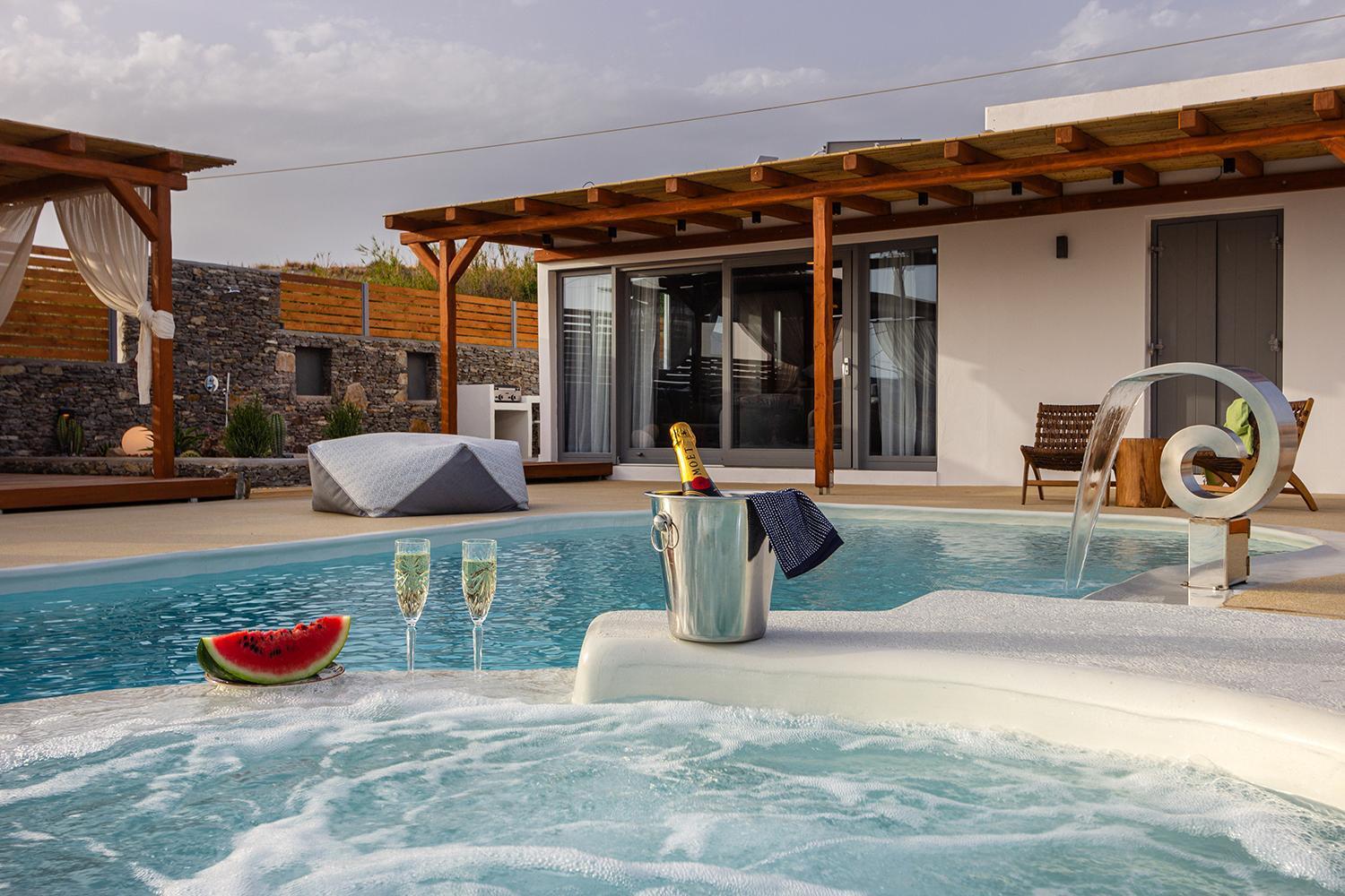 Osmio Luxury Residence Adamantas  ภายนอก รูปภาพ
