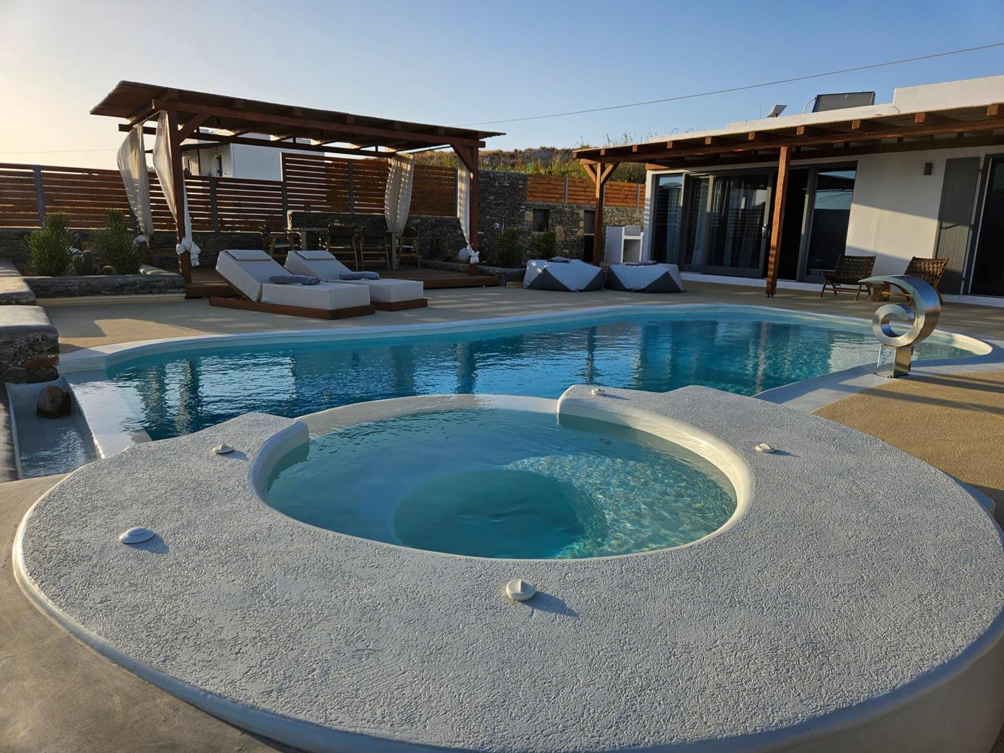 Osmio Luxury Residence Adamantas  ภายนอก รูปภาพ
